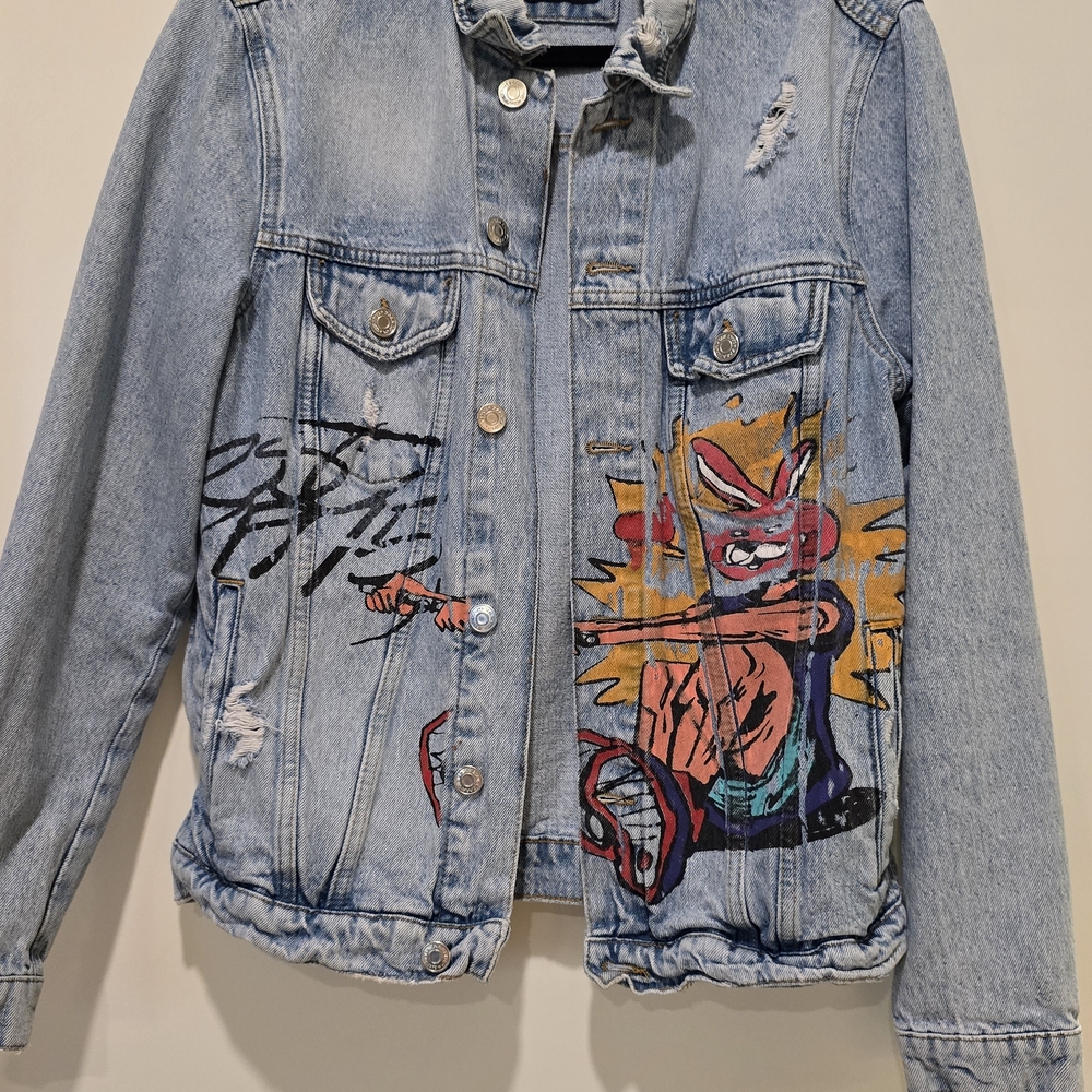 Zara Relaxed Graphic Denim Jacket